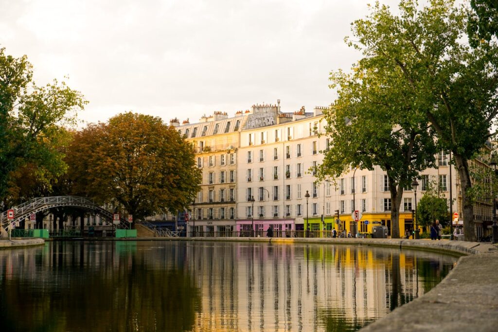 10 Best Quiet Places Of Paris For Finding Solitude