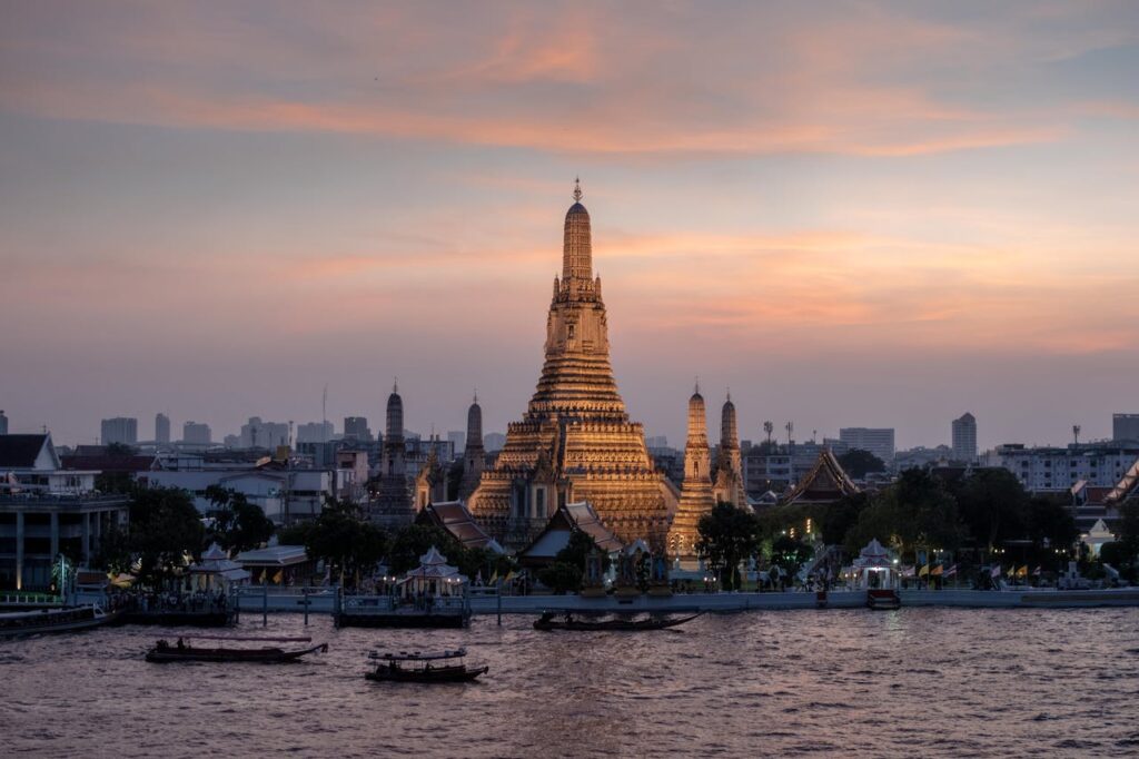 10 Relaxing Things to Do in Bangkok: Enjoy City Serenity