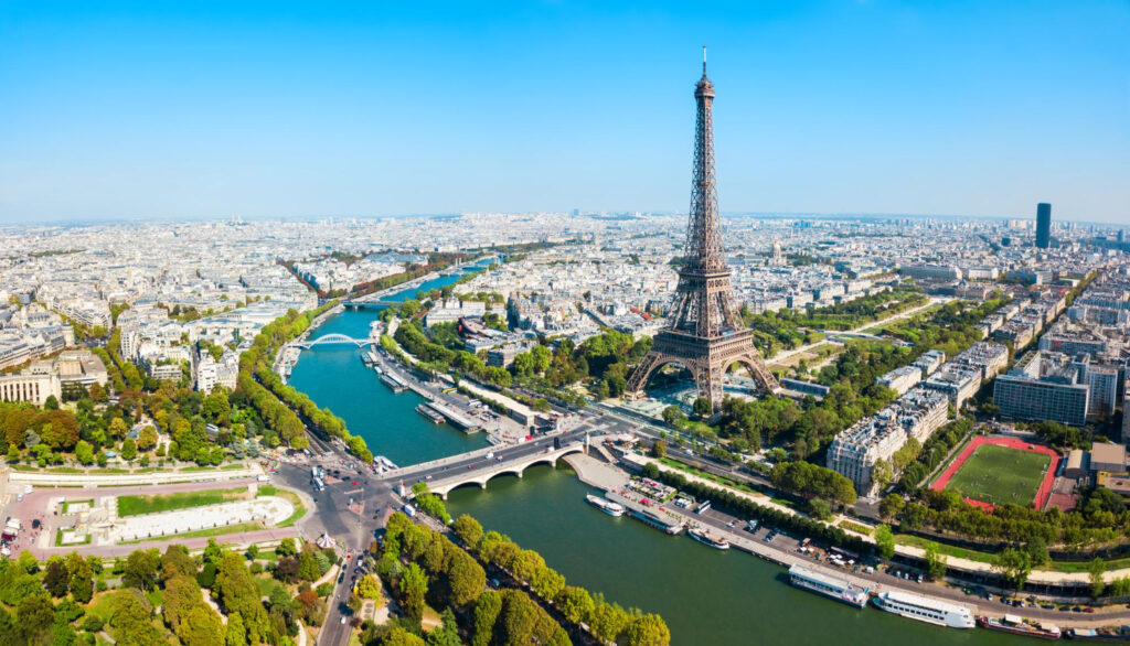 Paris Travel Guide Map: 3-Day, 5-Day & Walking Routes