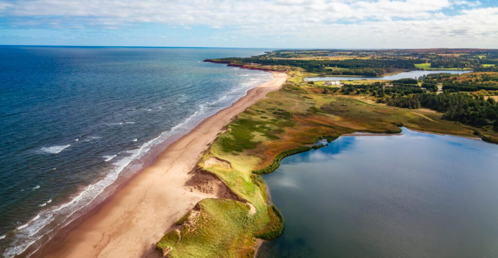 Prince Edward Island Travel Guide: Routes & Food