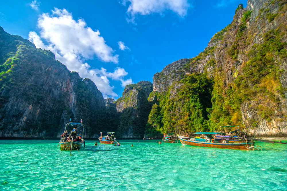 10 Beautiful Places in Thailand for Island Hopping