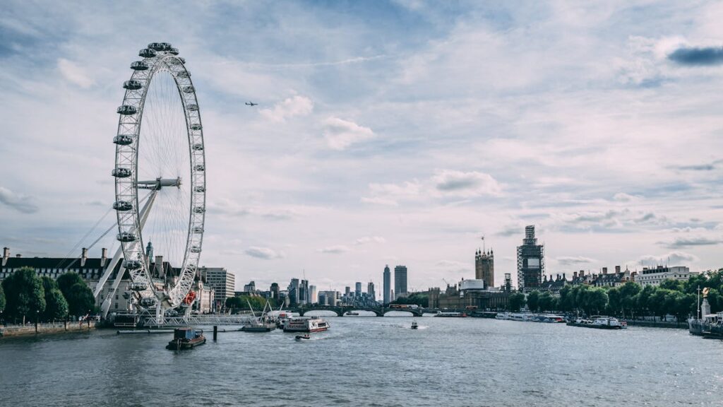 London Travel Itinerary: Royalty to Street Markets