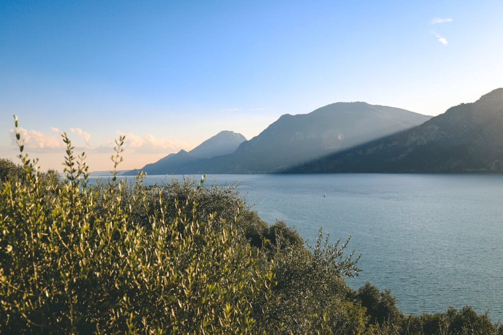 Northern Italy Travel Itinerary: Lakes to Mountains