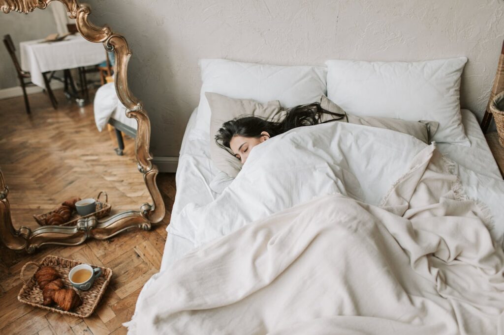 10 Relaxing Things to Do to Fall Asleep for a Peaceful Night