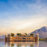 Jaipur Travel Guide: Amber Fort, Markets & Palaces