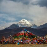 Tibet Travel Guide: Lhasa, Plateaus & Permits