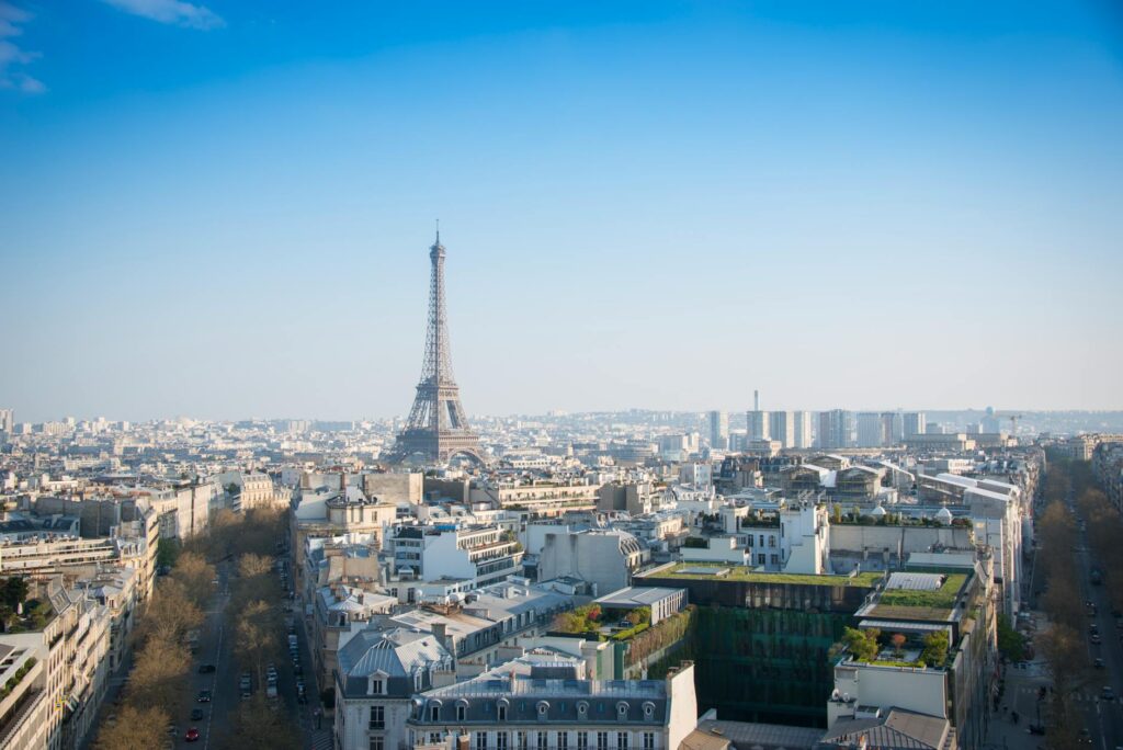 The Only Paris Travel Guide You’ll Need: 7-Day Itinerary & Maps
