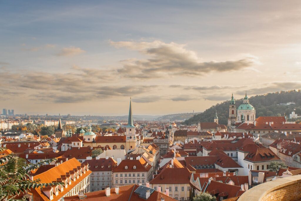Solo Travel in Europe: Routes, Cities, and Culture