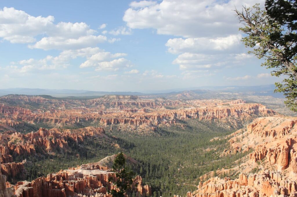 Solo Female Travel in Utah: Parks and Scenic Landscapes